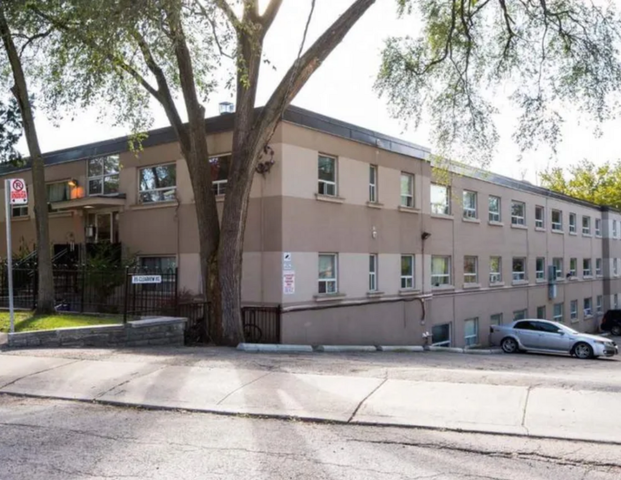 Clearview Heights - 1 Bedroom - Photo 1