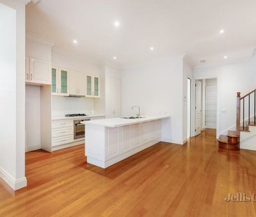 2/1506 Malvern Rd, Glen Iris - Photo 2