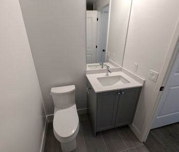 For Lease - 2343 Khalsa Gate Unit# 527, Oakville, Ontario - Photo 1