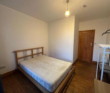 3 bedroom flat to rent - Photo 1