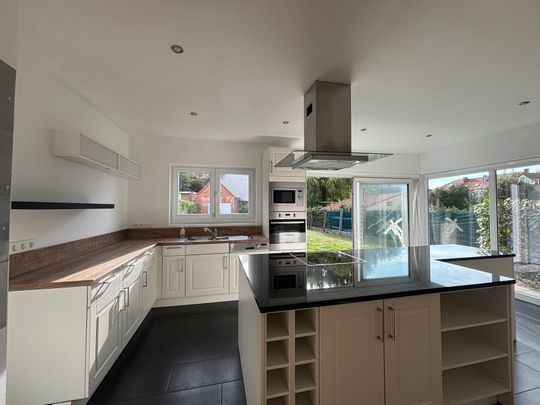 Maison 3 façades à 1180 Uccle  Loyer: 1 900 € - Photo 1