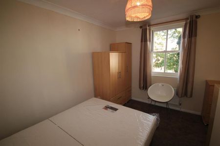 3 bedroom house share to rent - Photo 5