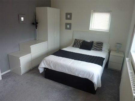 Fred Lee Grove, Styvechale, Coventry, West Midlands, CV3 - Photo 5