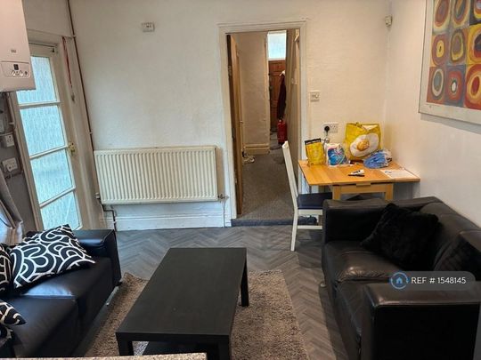 5 bedroom terraced house to rent - Photo 1