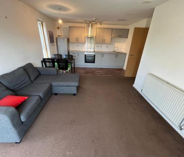 2 bedroom flat to rent - Photo 2