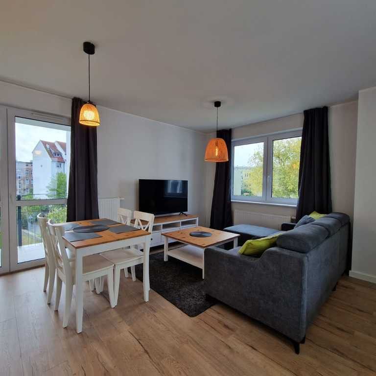 Apartament z dwoma tarasami i miejscem parkingowym - Zdjęcie 1