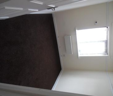 1 bedroom ground floor flat to rent - Photo 6