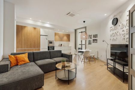 Carrer de Balmes, Barcelona, Catalonia 08007 - Photo 4