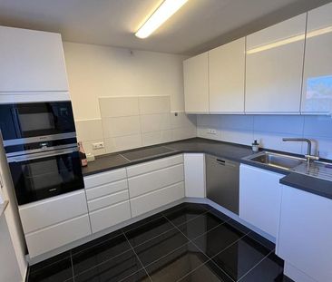 Lichtdurchflutete, großzügige 3,5 Zimmer-Whg. mit Küche u. Balkon i... - Photo 3