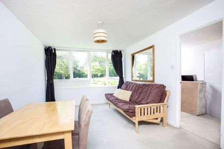 Bryony House, Jocks Lane, Binfield, RG42 - Photo 3