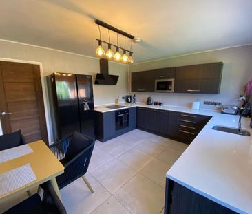 3 bedroom Bungalow To Let Total Size: 1642 SQ FT - Photo 3