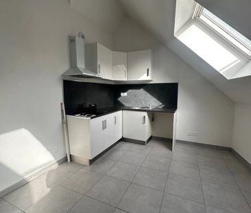 Location Appartement 2 pièces 38m² LE COUDRAY MONTCEAUX 91830 - Photo 2