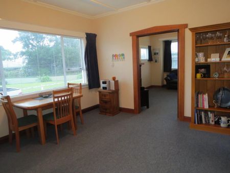 5 Maratahu Street, Westown, New Plymouth - Photo 3