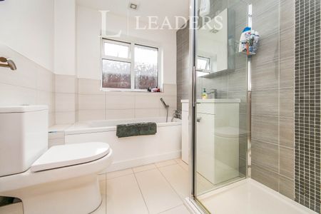 3 bedroom bungalow to rent Stanmore Close, Clacton-on-Sea, CO16 - Photo 5