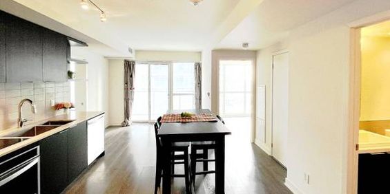 2 Bed & 2 Bath Condo in Flemingdon Park - Photo 3