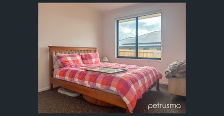 Modern Luxury Family Home - Photo 5