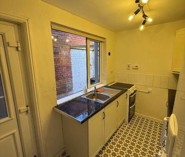 148 Donegall Avenue, Belfast, BT12 6LY - Photo 5