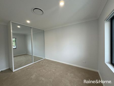 13 Lignite Place, Eagle Vale, NSW 2558 - Photo 3