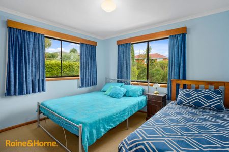 14 Carinya Street, Blackmans Bay, TAS 7052 - Photo 2