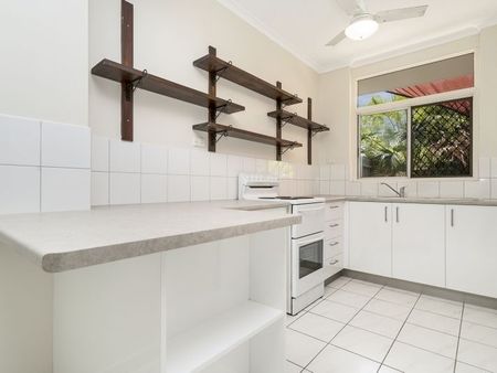 TROPICAL TOWNHOUSE LIVING! - Photo 4