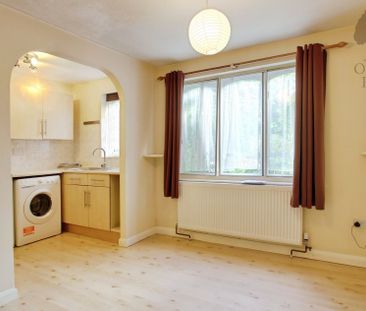 1 bed cluster house to rent in Albany Park, Slough, SL3 - Photo 5