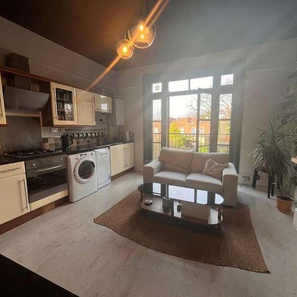 Alexandra Drive, Crystal Palace, London, SE19 - Photo 1