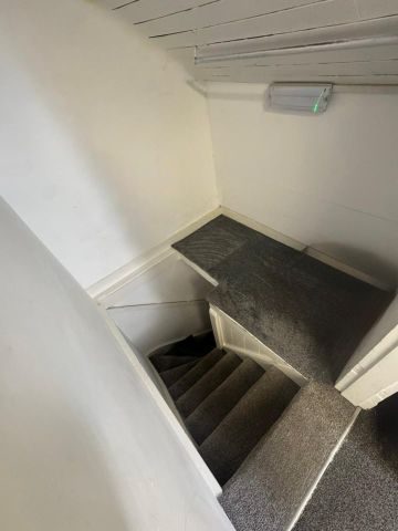 Room in a Shared House, Hastings Street, LU1 - Photo 2