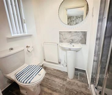 3 bedroom terraced house to rent - Photo 5