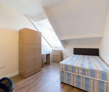 4 bedroom maisonette to rent - Photo 6