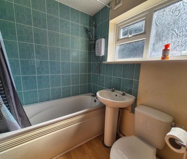 1 bedroom ground floor flat to rent - Photo 6