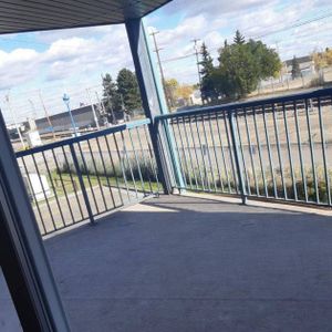 Parkdale Terrace - Photo 2