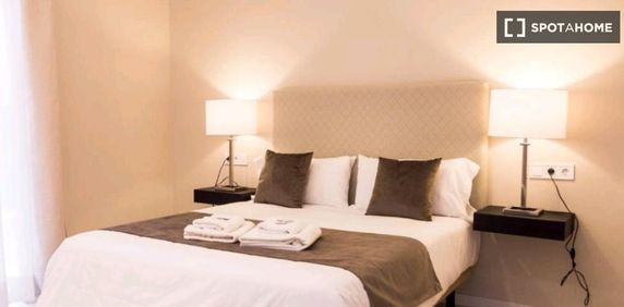 valencia, Valencian Community 46001 - Photo 2