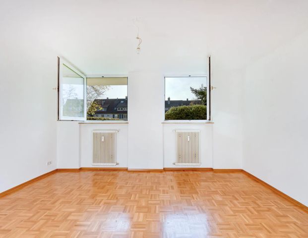 +++ ruhig, gemütlich & modernisiert - Gartengeschoss mit Süd-Terrasse - Parkett - inklusive EBK - Garage möglich +++ - Foto 1