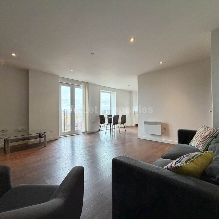 Price £1,800 pcm - Available Now - Furnished - Photo 1