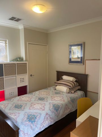 East Victoria Park - Photo 3