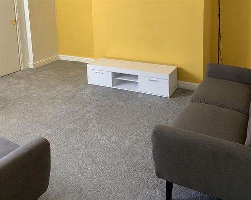 Bayswater Road, Jesmond, Newcastle Upon Tyne - Photo 1