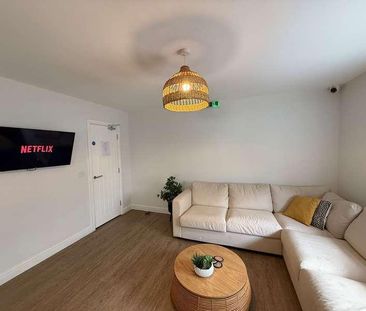 Kamran House, DN1 - Photo 1