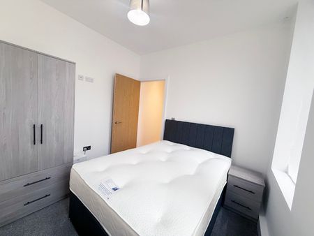 Property For Let - 6 Rumford Street - Photo 3