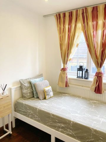 Room in a Shared House, Larcombe Close, CR0 - Photo 5