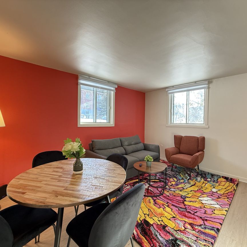 3005 Avenue Barclay, #1 - Photo 1