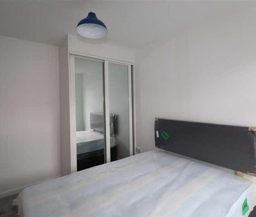 Eastgate, Macclesfield, SK10 - Photo 4