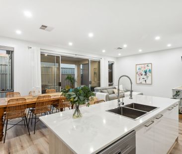 Coastal Modern Living - Photo 1