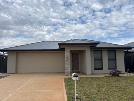 Brand new home - make it yours! - Photo 5