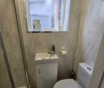 5 bedroom terraced house to rent - Photo 6