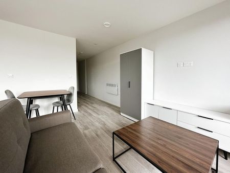 Studio to rent - Photo 2