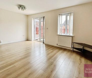 4 bedroom semi-detached house to rent - Photo 1
