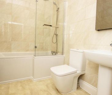3 bedroom apartment to rent - Photo 5
