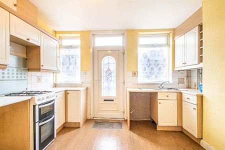 Woodlea Mount, Leeds - Photo 3