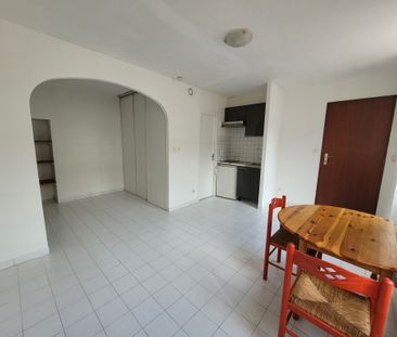 Location Appartement 1 pièce 21m² AUCH 32000 - Photo 1