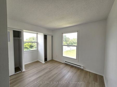 For Lease - 2 Orchard Heights Boulevard Unit# 217, Aurora, Ontario - Photo 3